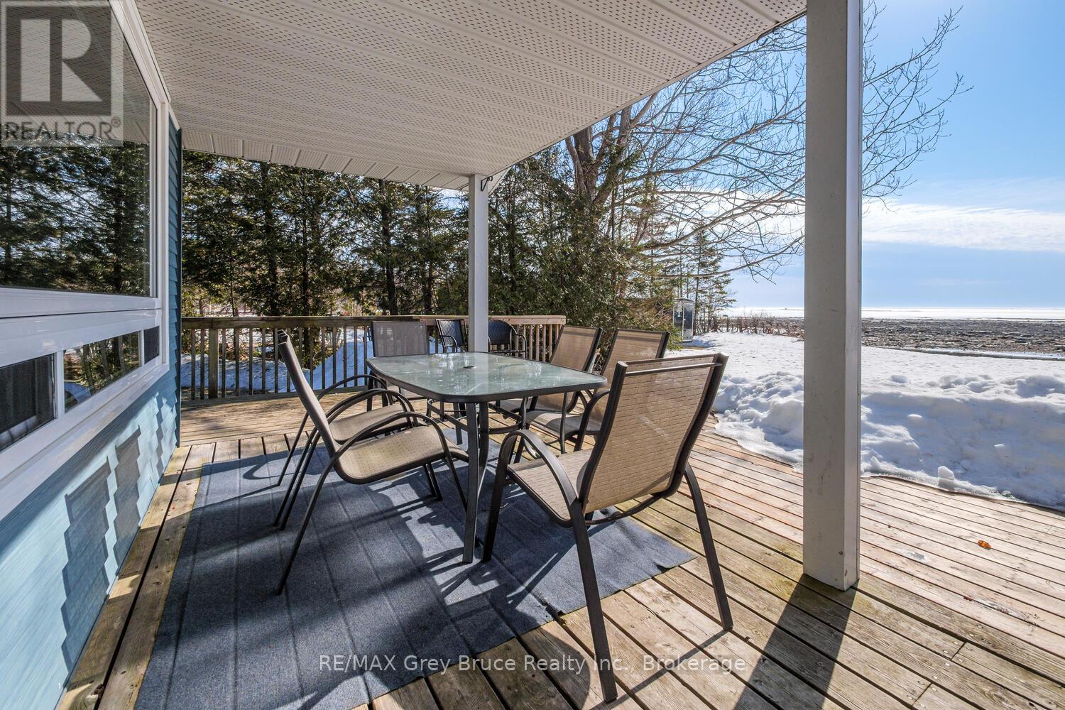 1208 Sunset Drive, South Bruce Peninsula, Ontario  N0H 2T0 - Photo 25 - X12942668
