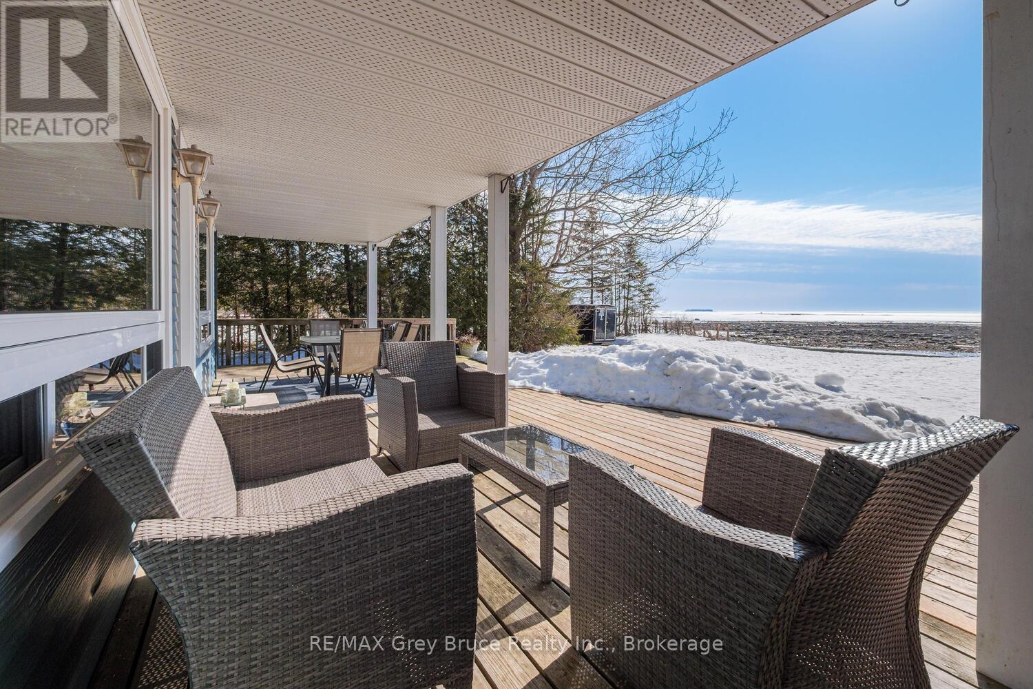 1208 Sunset Drive, South Bruce Peninsula, Ontario  N0H 2T0 - Photo 27 - X12942668