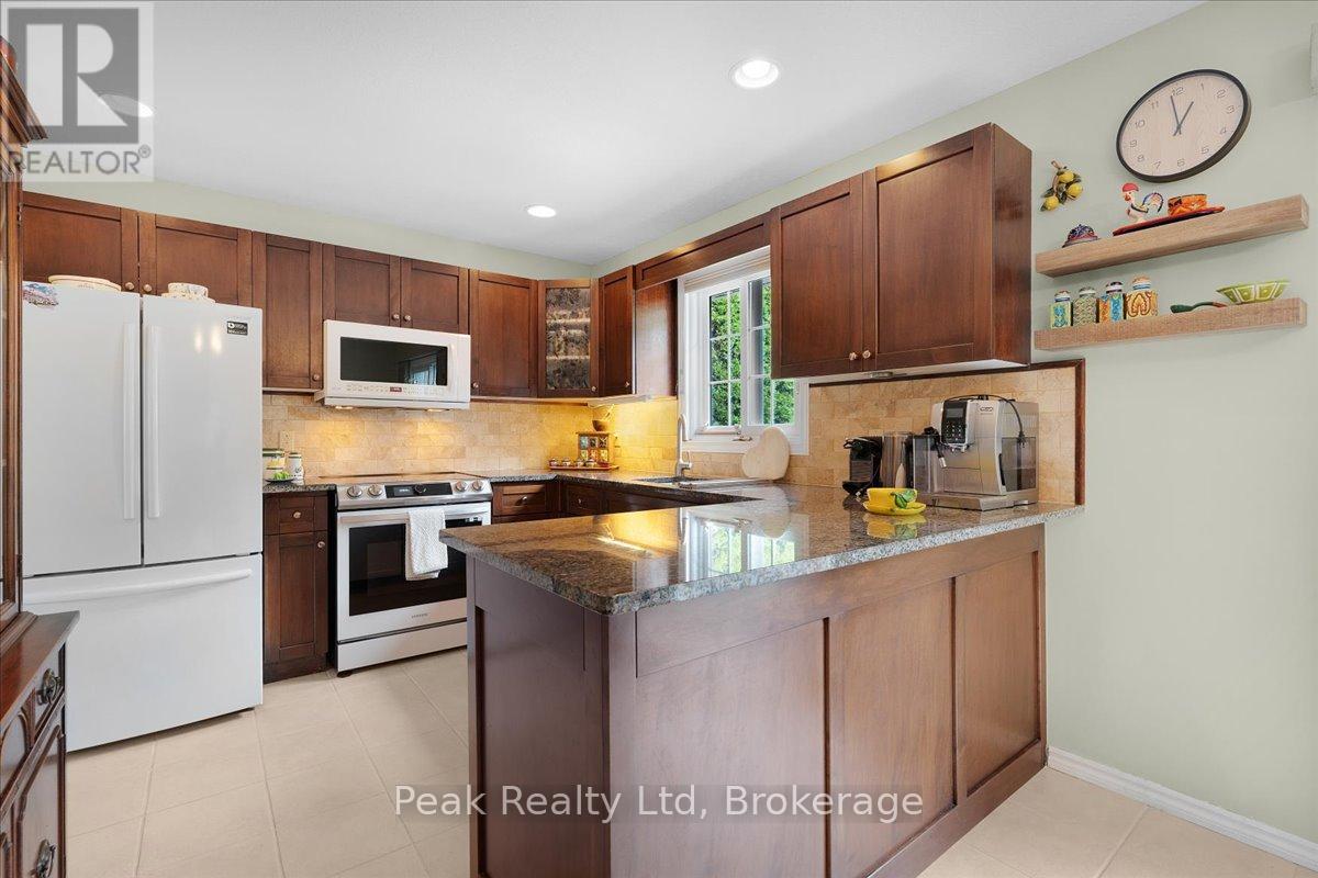 139 Gold Street, Centre Wellington, Ontario  N0B 1S0 - Photo 13 - X12942670