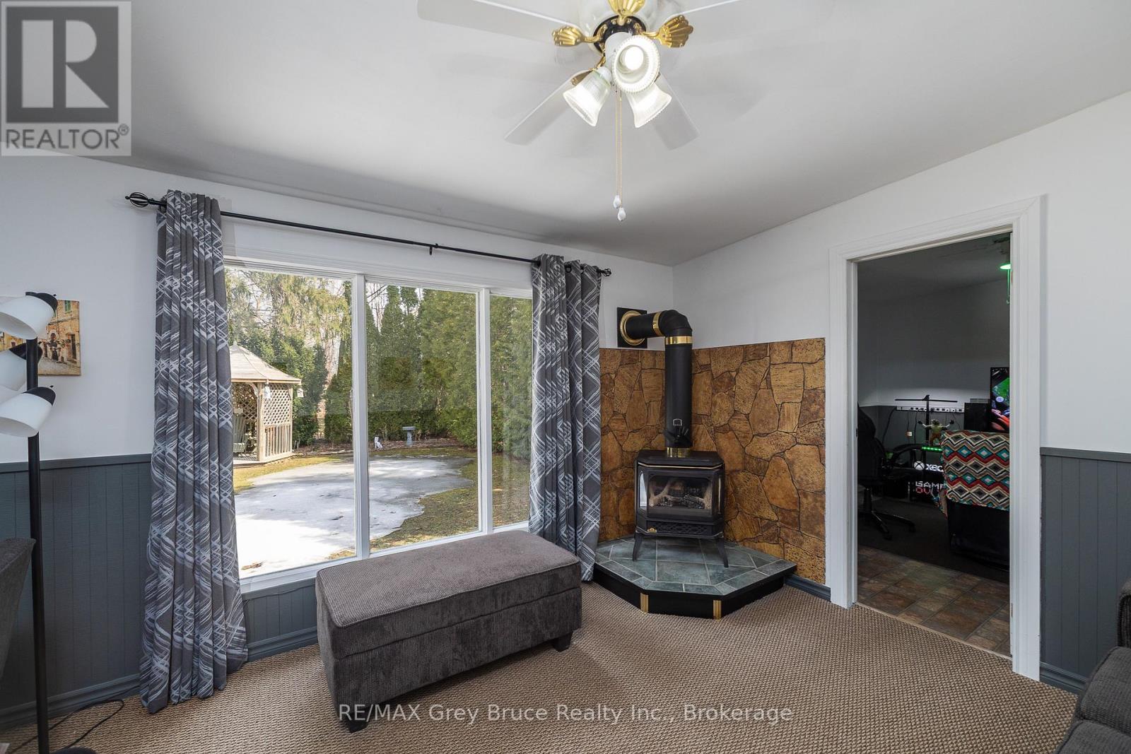 1075 6th Avenue W, Owen Sound, Ontario  N4K 5G8 - Photo 12 - X12942682