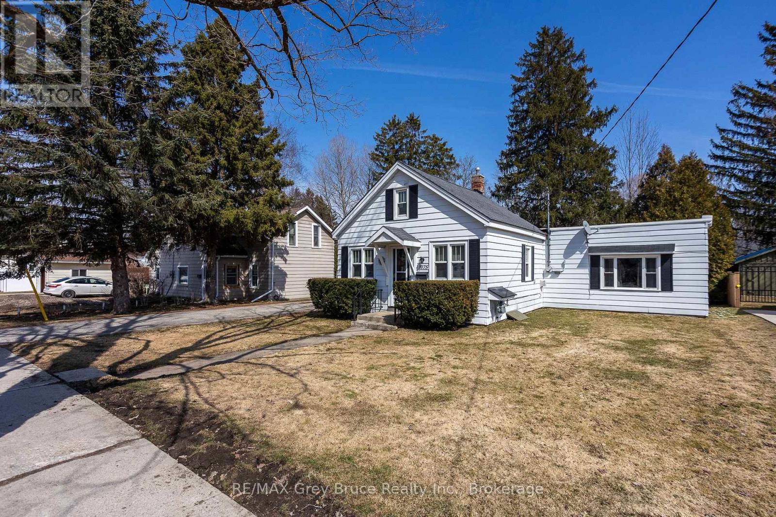 1075 6th Avenue W, Owen Sound, Ontario  N4K 5G8 - Photo 44 - X12942682