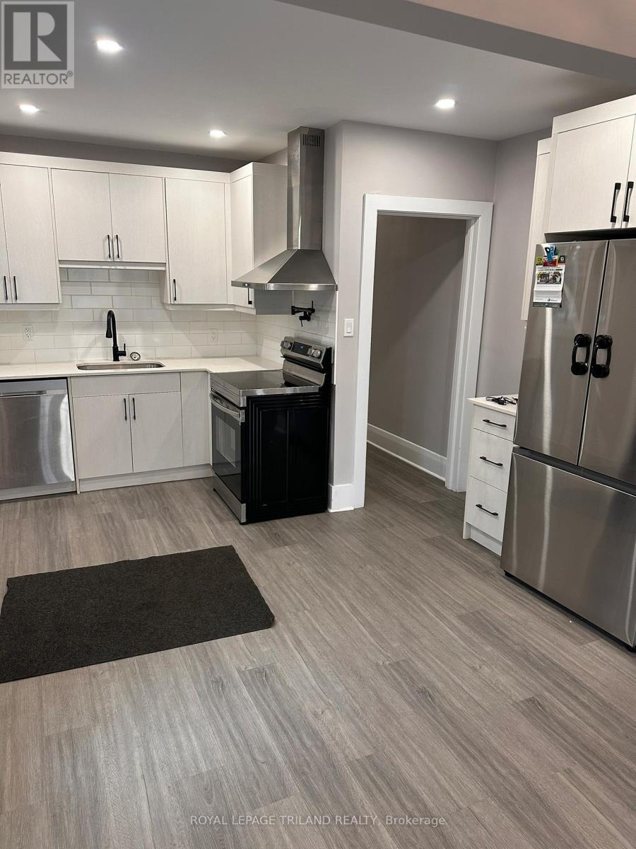 1 Woodland Place, London South, Ontario  N6C 1H9 - Photo 35 - X12902696