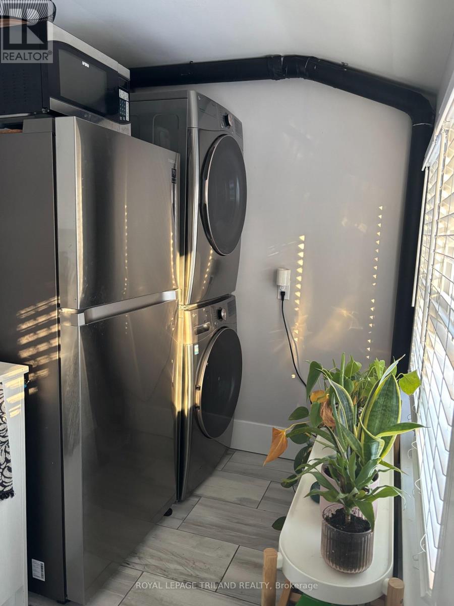 1 Woodland Place, London South, Ontario  N6C 1H9 - Photo 46 - X12902696