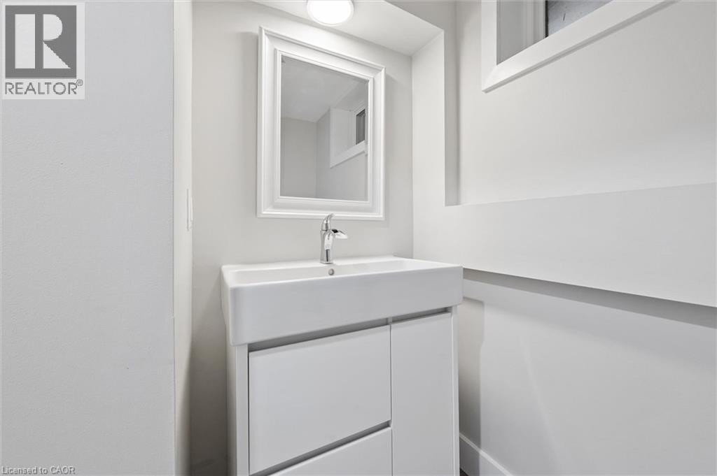 220 Mayfield Avenue, Waterloo, Ontario  N2J 3S5 - Photo 29 - 40816739