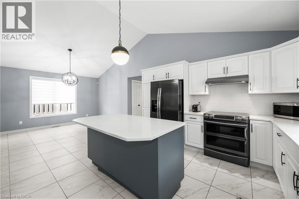 7852 Sabine Drive, Niagara Falls, Ontario  L2H 3E4 - Photo 11 - 40816673