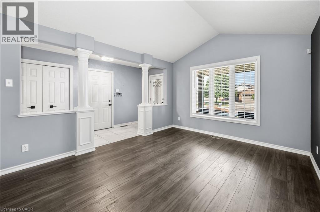 7852 Sabine Drive, Niagara Falls, Ontario  L2H 3E4 - Photo 5 - 40816673