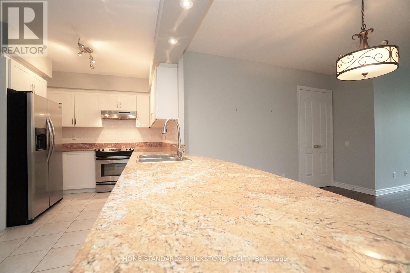 715 - 18 Willam Carson Crescent, Toronto, Ontario  M2P 2G6 - Photo 8 - C12942602