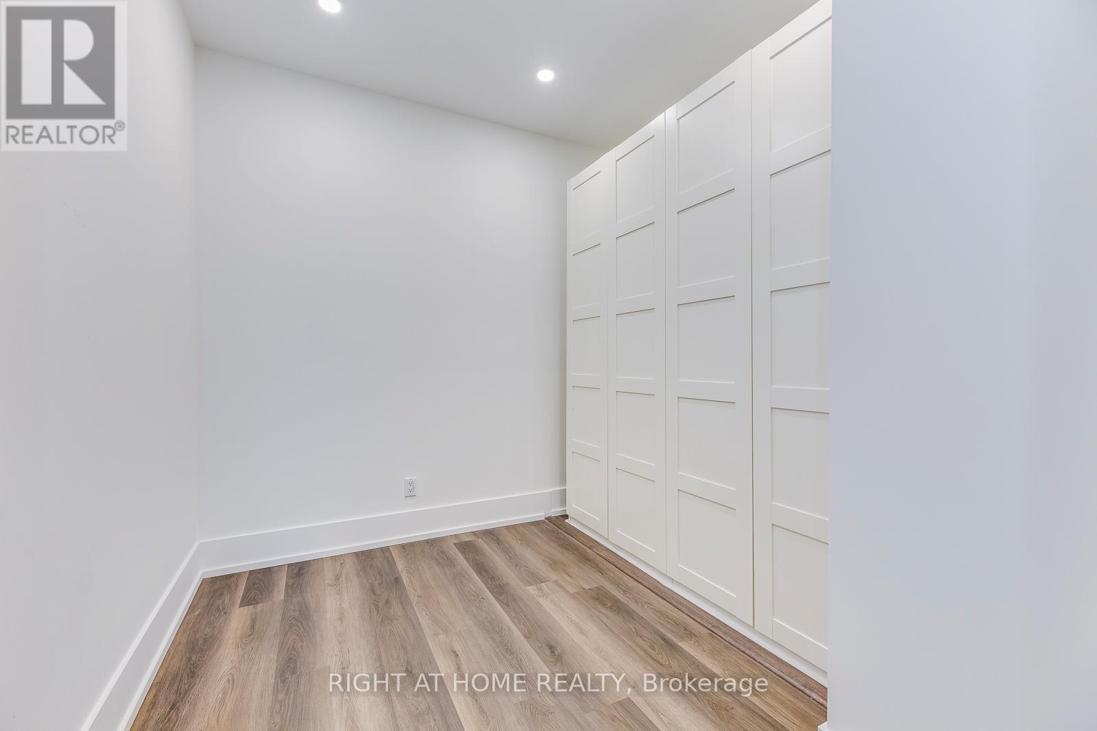 510 - 393 King Street W, Toronto, Ontario  M5V 3G8 - Photo 19 - C12942622