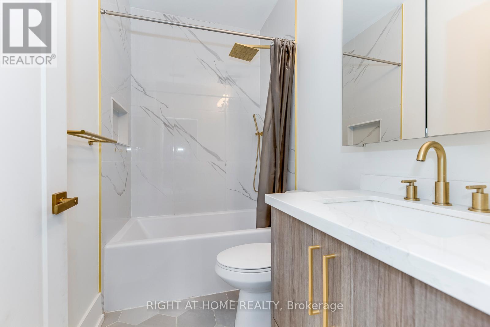 510 - 393 King Street W, Toronto, Ontario  M5V 3G8 - Photo 20 - C12942622