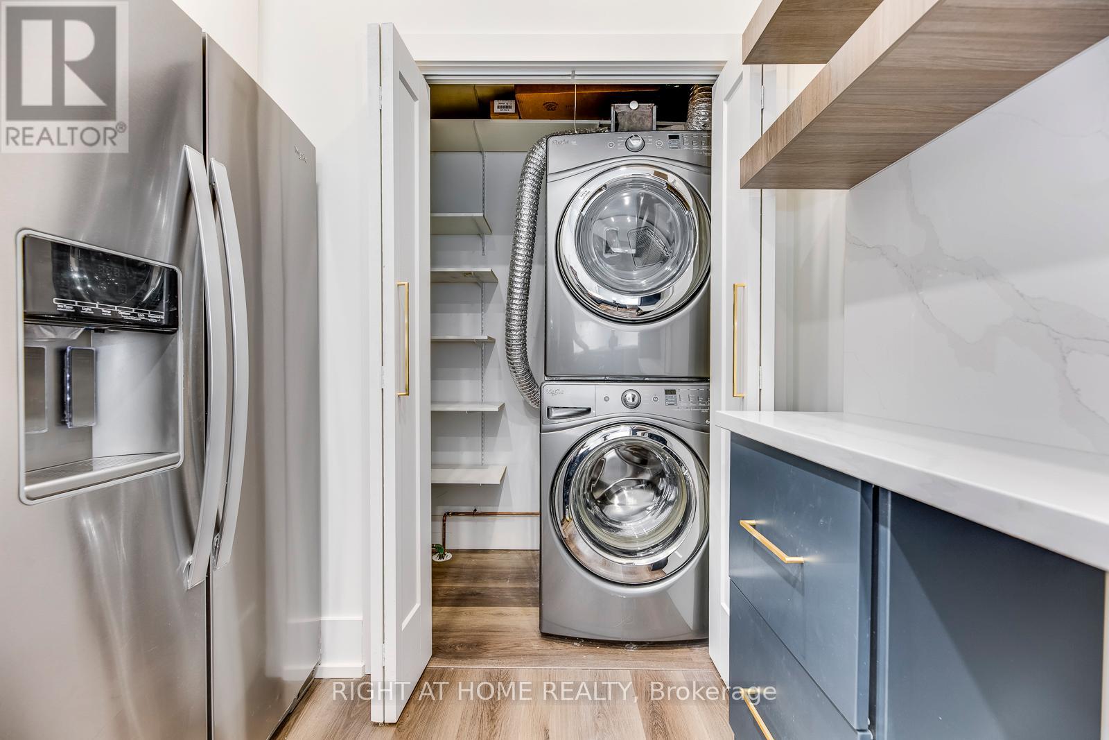 510 - 393 King Street W, Toronto, Ontario  M5V 3G8 - Photo 21 - C12942622