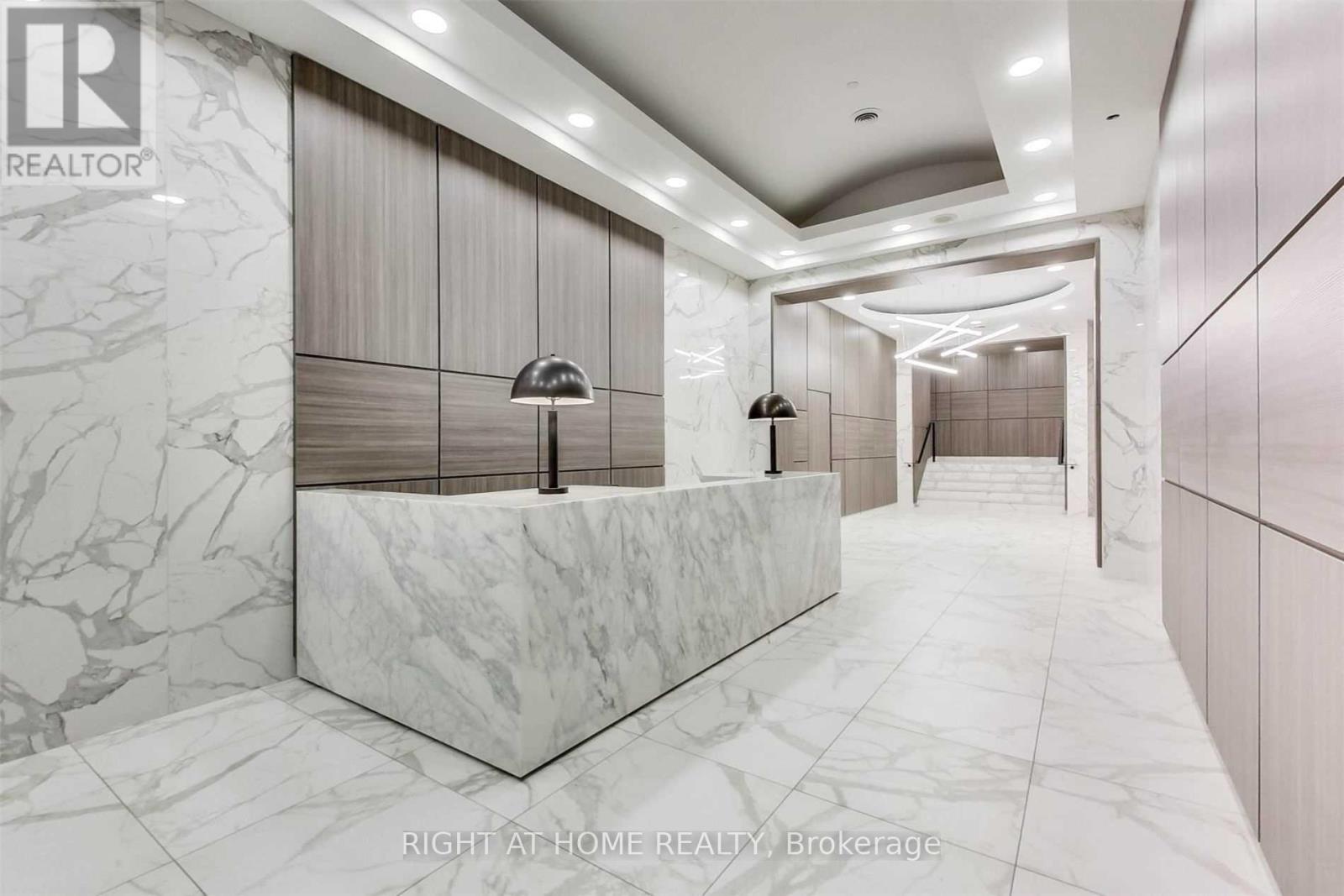 510 - 393 King Street W, Toronto, Ontario  M5V 3G8 - Photo 5 - C12942622