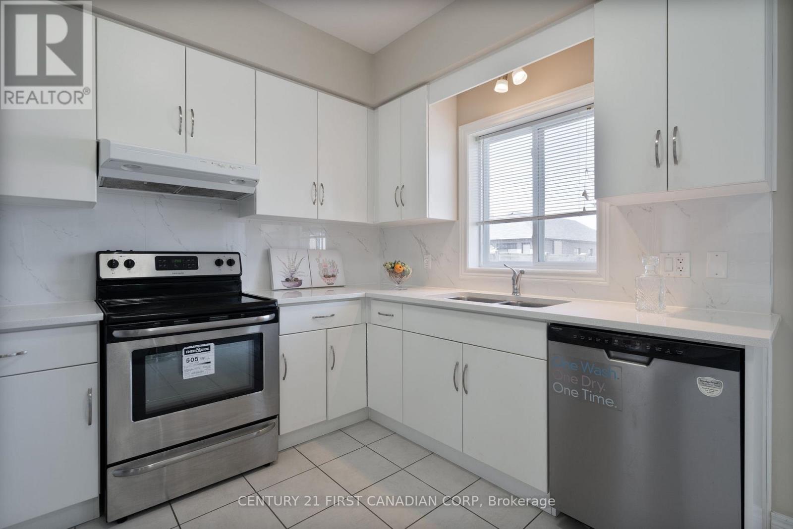 494 Blackacres Boulevard, London North (North E), Ontario  N6G 0J6 - Photo 10 - X12942656