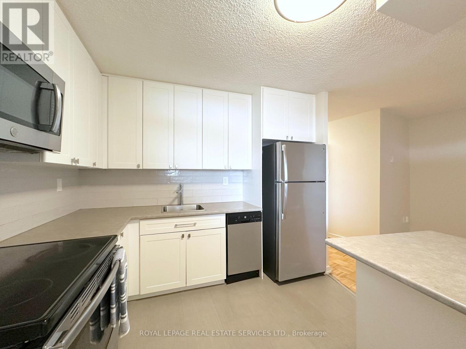 2201 - 30 Denton Avenue, Toronto, Ontario  M1L 4P2 - Photo 4 - E12942684