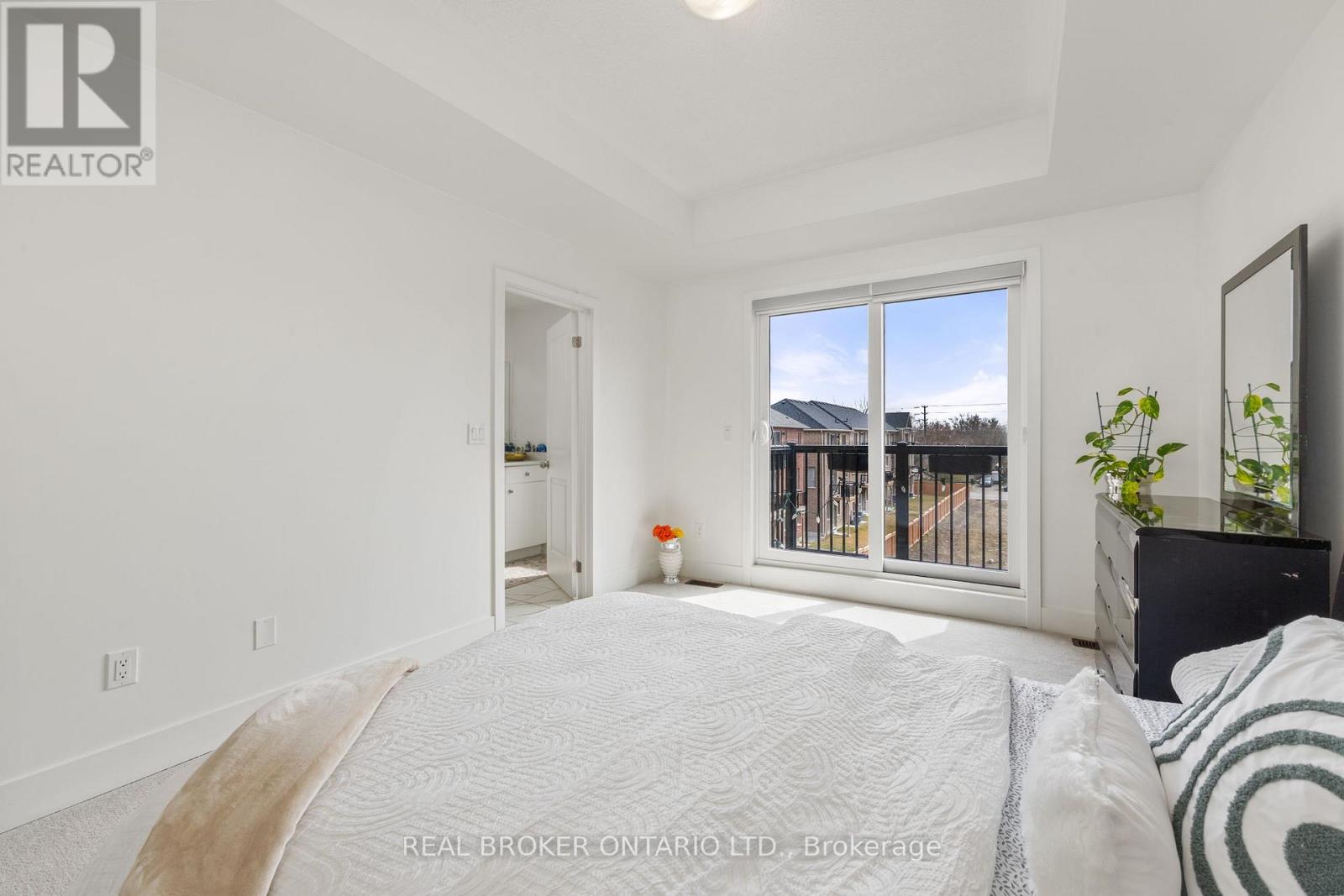 9 Nautical Way, Whitby, Ontario  L1N 0N2 - Photo 16 - E12942712