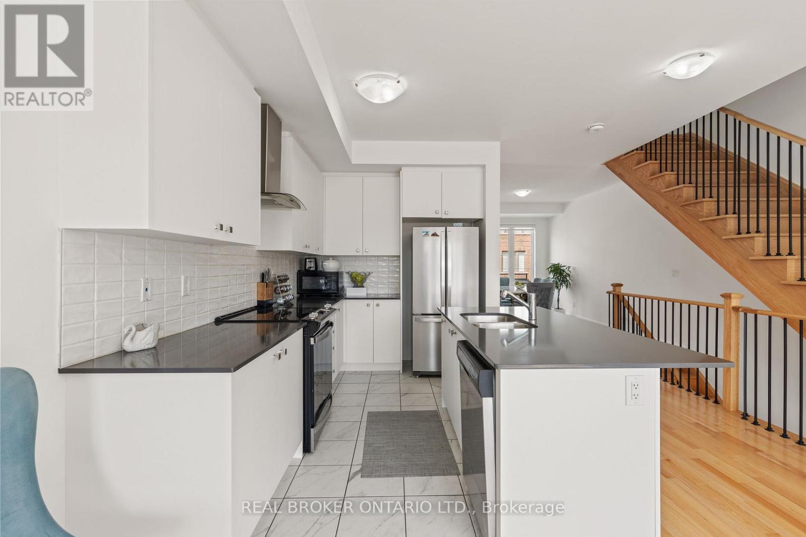 9 Nautical Way, Whitby, Ontario  L1N 0N2 - Photo 26 - E12942712