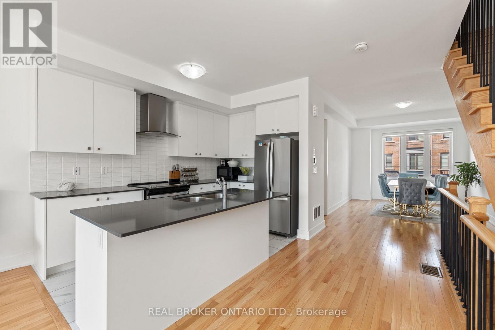 9 Nautical Way, Whitby, Ontario  L1N 0N2 - Photo 27 - E12942712