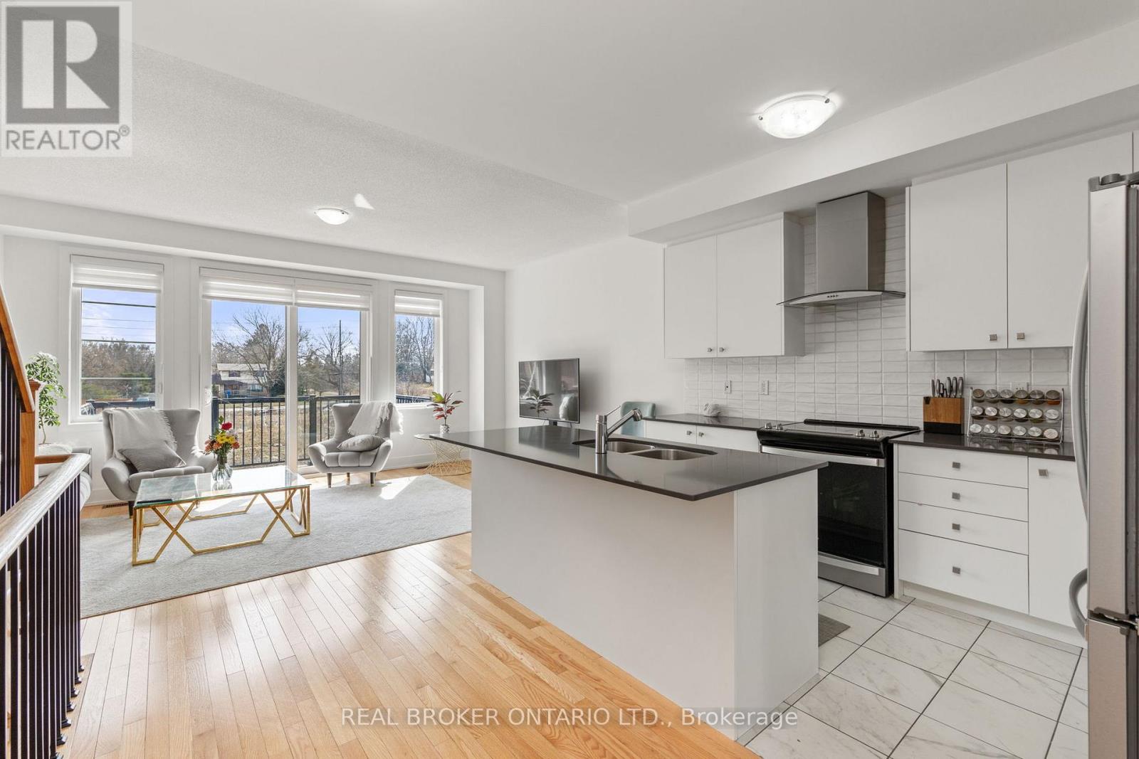 9 Nautical Way, Whitby, Ontario  L1N 0N2 - Photo 29 - E12942712