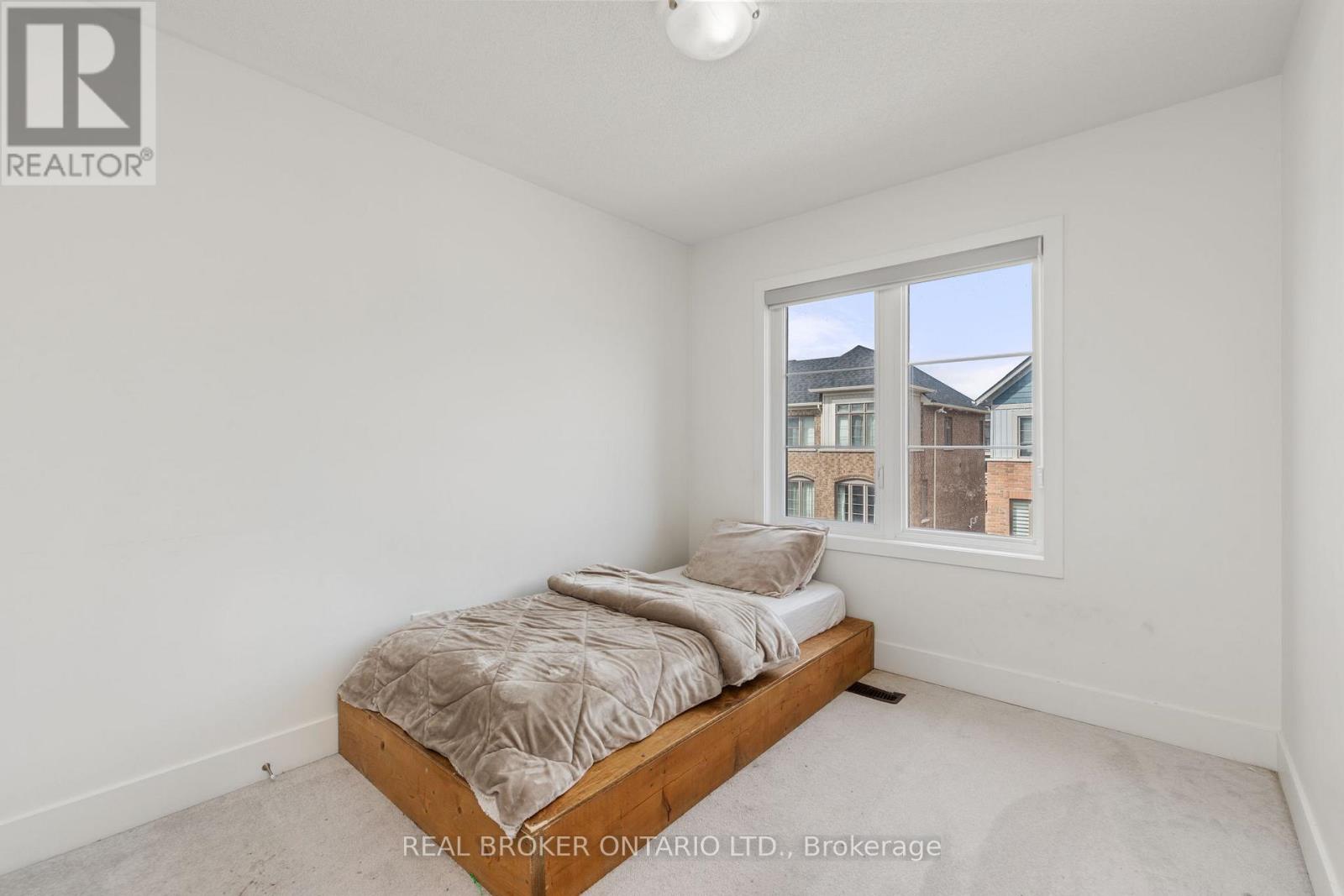 9 Nautical Way, Whitby, Ontario  L1N 0N2 - Photo 9 - E12942712