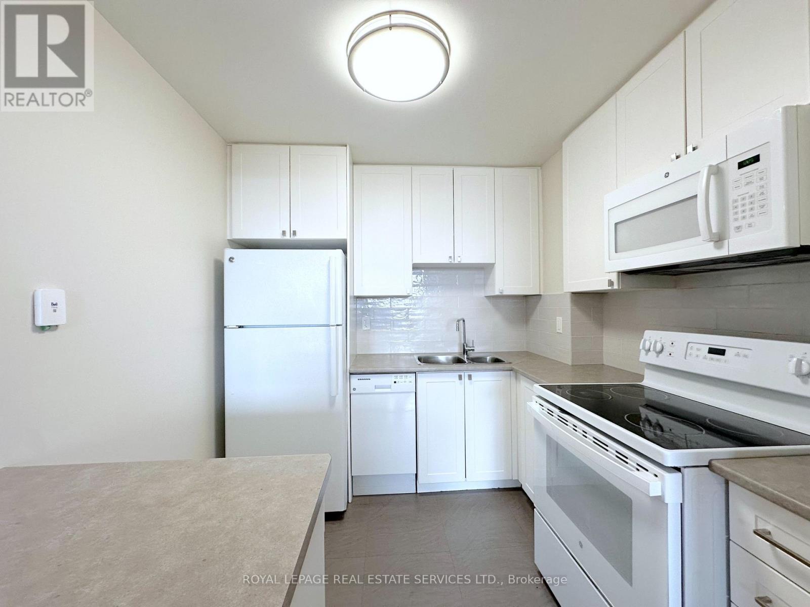 702 - 30 Denton Avenue, Toronto, Ontario  M1L 4P2 - Photo 4 - E12942720