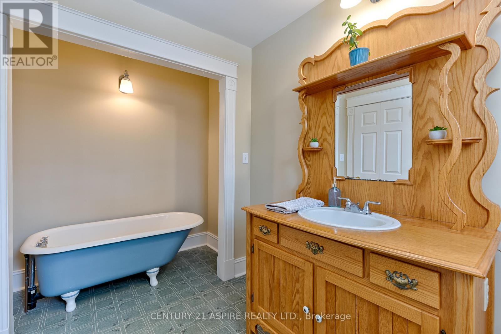 544 Achray Road, Petawawa, Ontario  K8A 6W7 - Photo 27 - X12942608