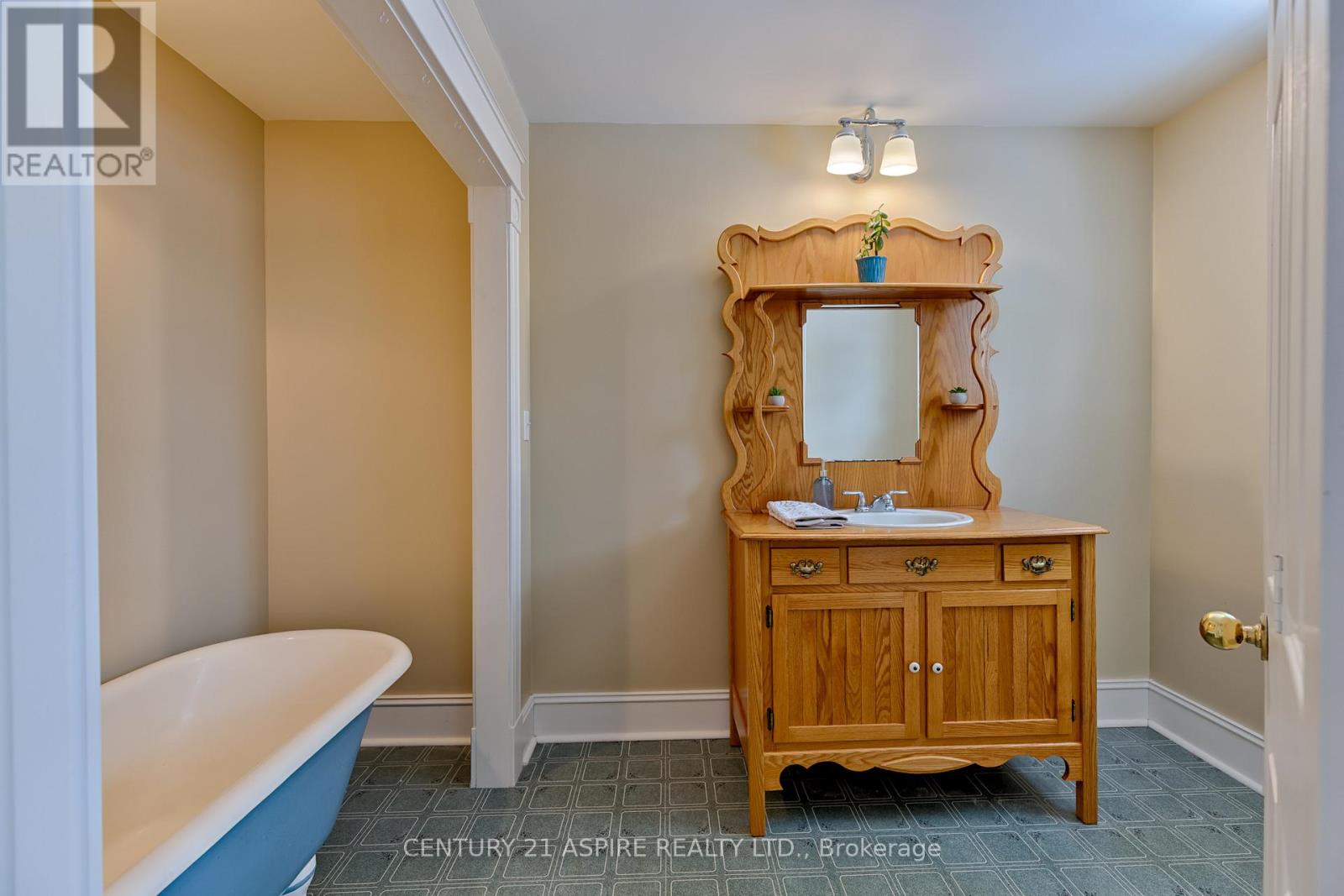 544 Achray Road, Petawawa, Ontario  K8A 6W7 - Photo 28 - X12942608