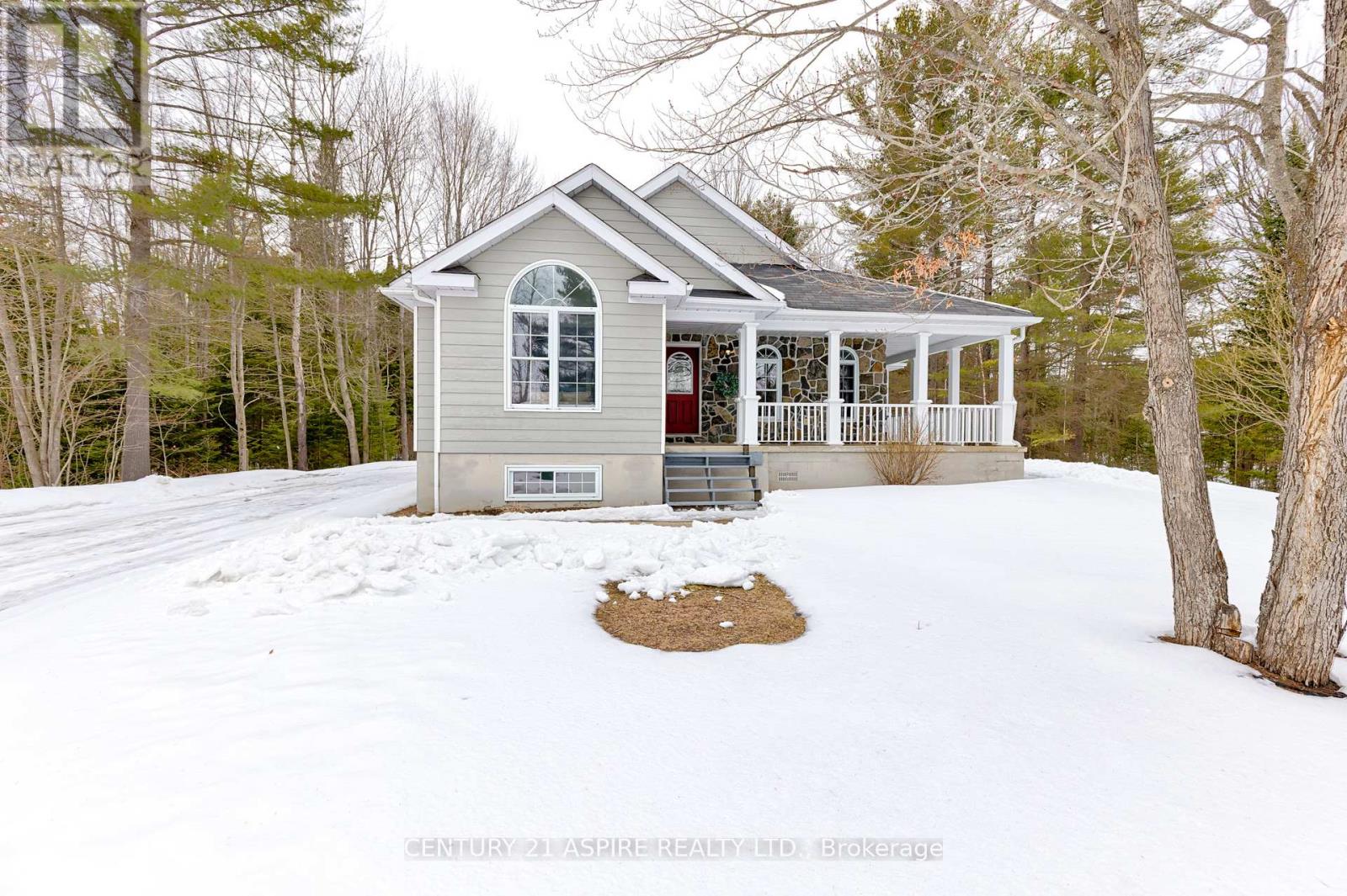 544 Achray Road, Petawawa, Ontario  K8A 6W7 - Photo 6 - X12942608
