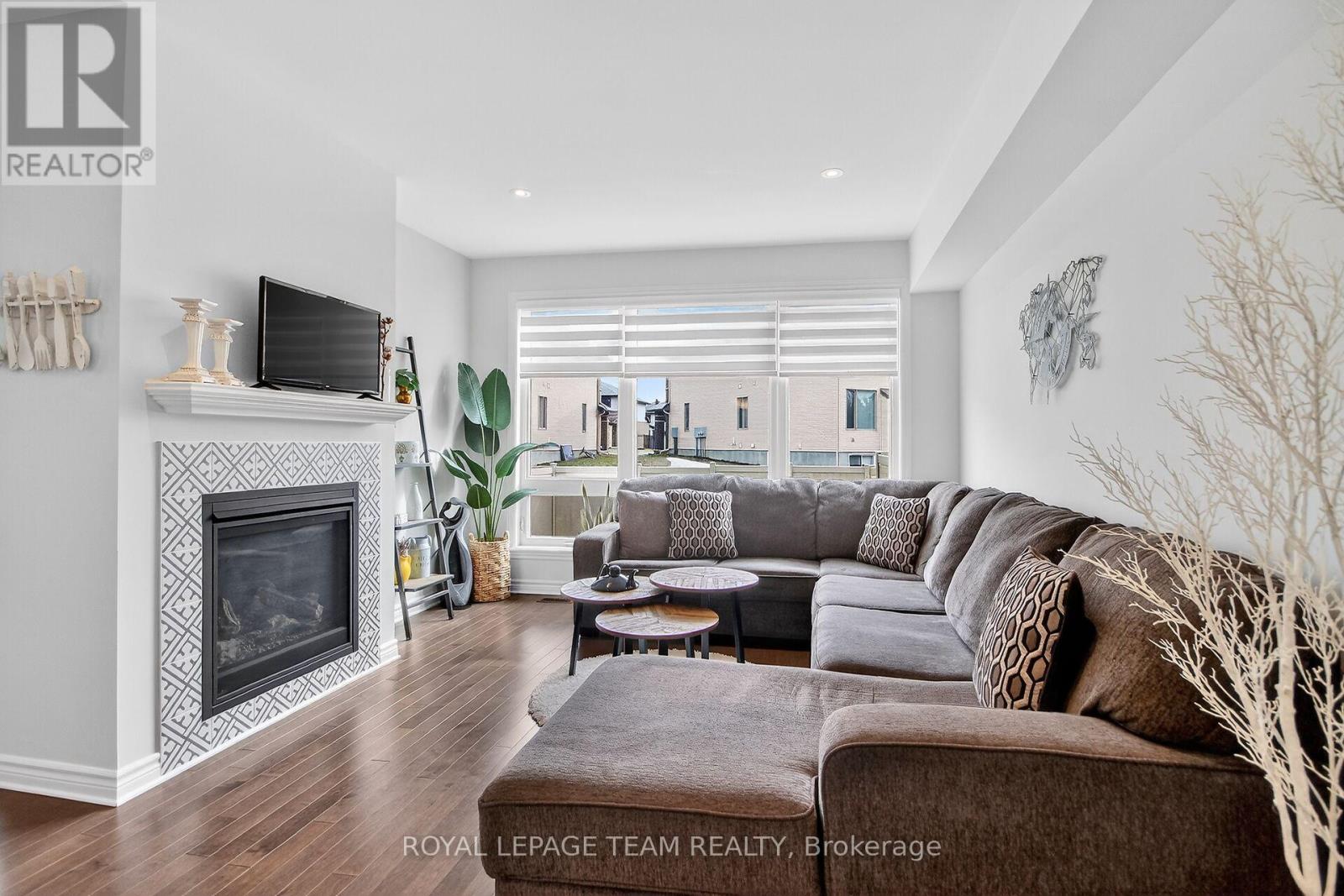 545 Borbridge Avenue, Ottawa, Ontario  K4M 0J1 - Photo 17 - X12942674