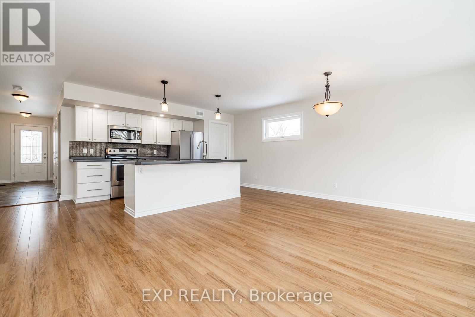 193 Napoleon Street, Carleton Place, Ontario  K7C 2W8 - Photo 14 - X12942708