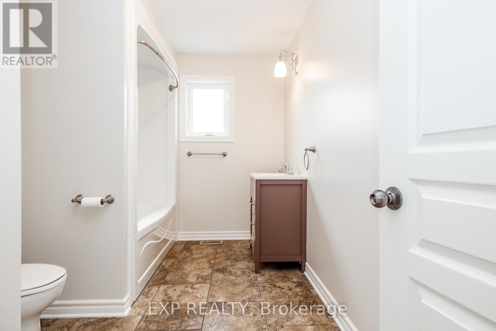 193 Napoleon Street, Carleton Place, Ontario  K7C 2W8 - Photo 23 - X12942708