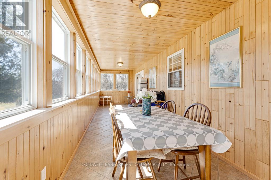 237 Wayside Drive, Drummond/north Elmsley, Ontario  K7R 3C8 - Photo 15 - X12942724