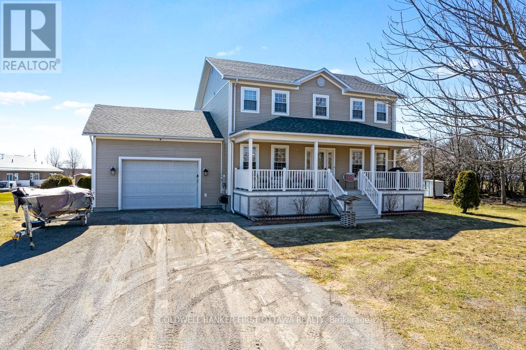 237 Wayside Drive, Drummond/north Elmsley, Ontario  K7R 3C8 - Photo 4 - X12942724