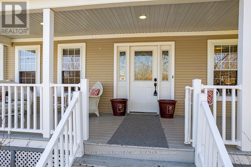 237 Wayside Drive, Drummond/north Elmsley, Ontario  K7R 3C8 - Photo 6 - X12942724