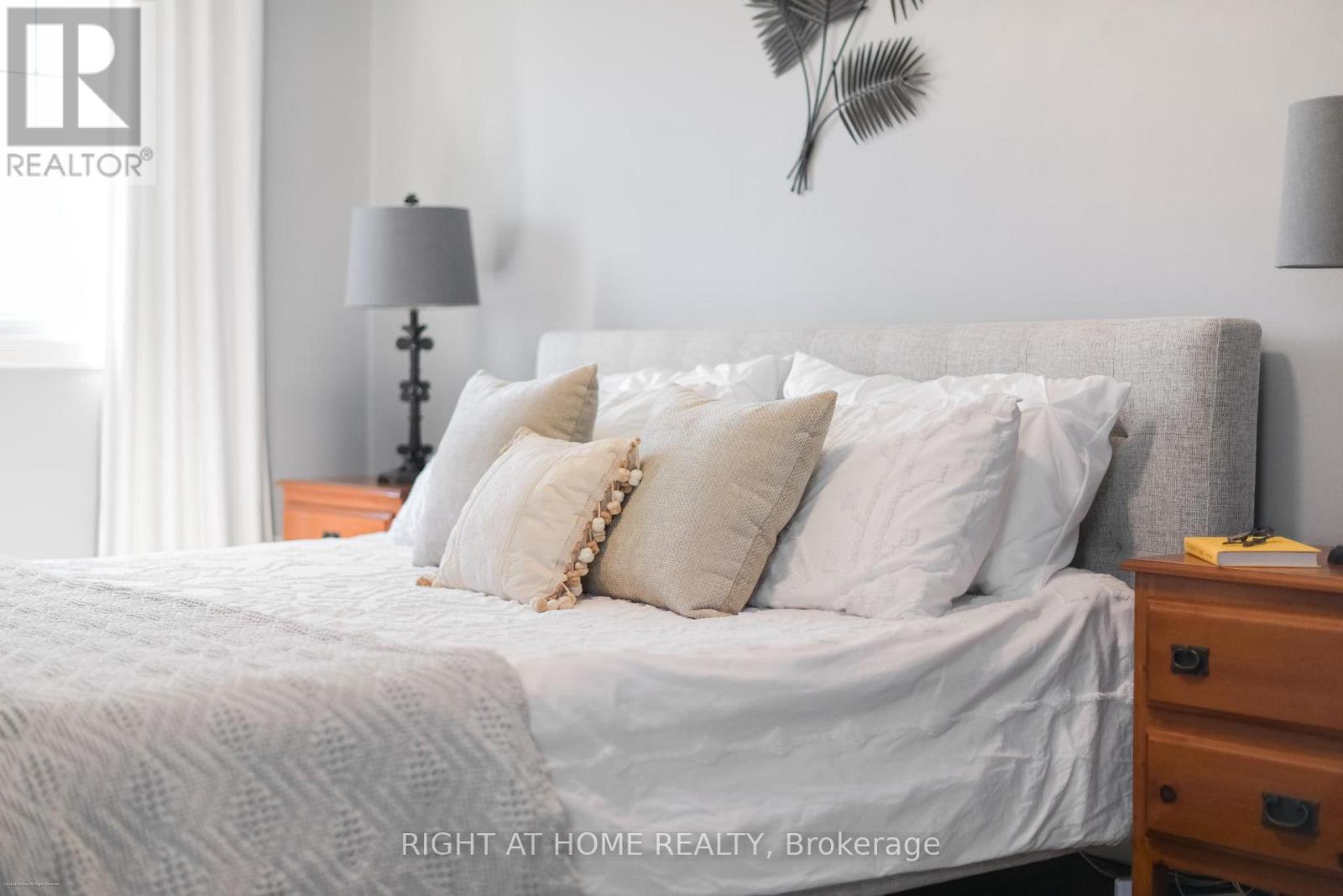 885 Dales Avenue, Newmarket, Ontario  L3Y 5Z6 - Photo 13 - N12942664