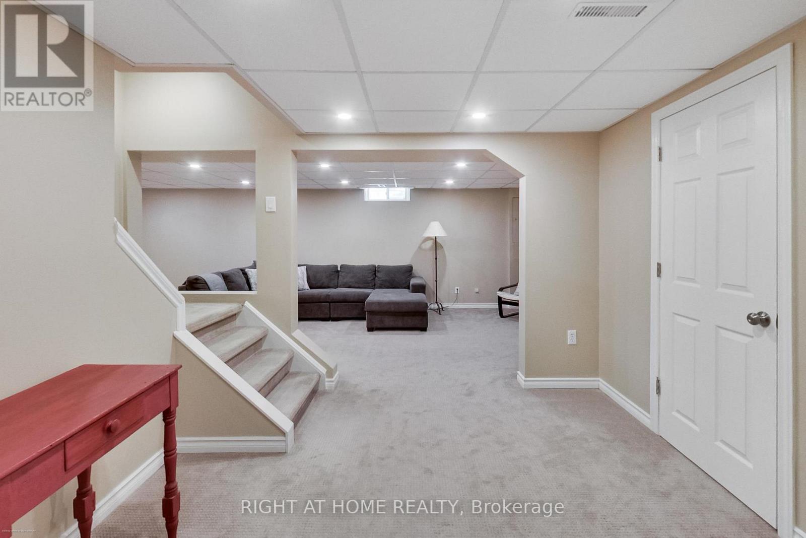 885 Dales Avenue, Newmarket, Ontario  L3Y 5Z6 - Photo 21 - N12942664