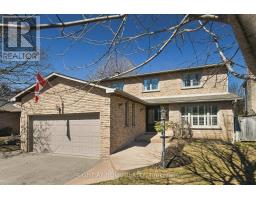 885 DALES AVENUE, Newmarket, Ontario