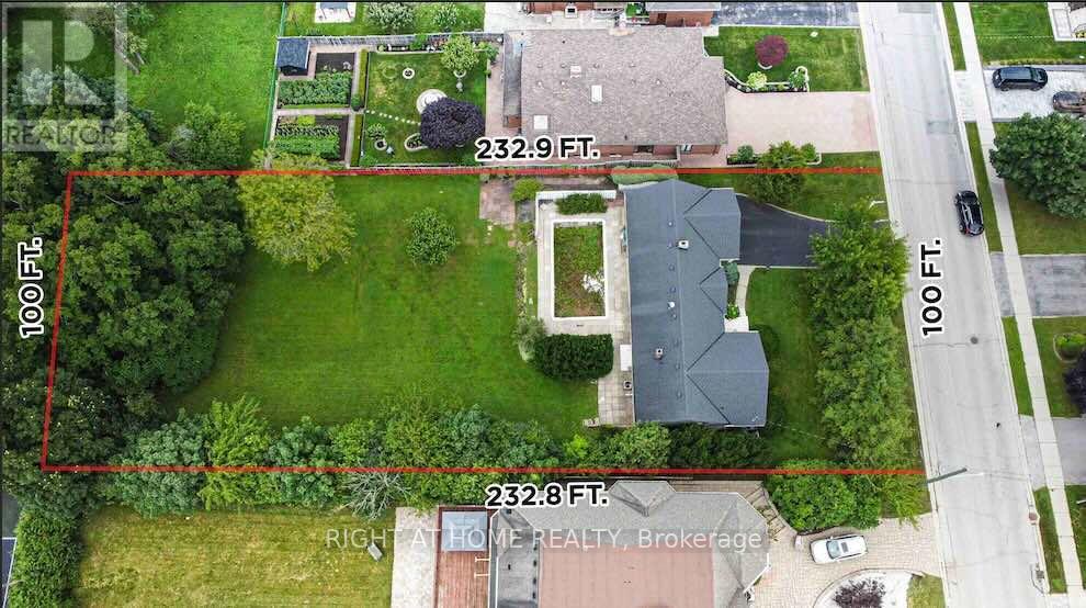 46 Roosevelt Drive, Richmond Hill, Ontario  L4C 6V4 - Photo 2 - N12942690