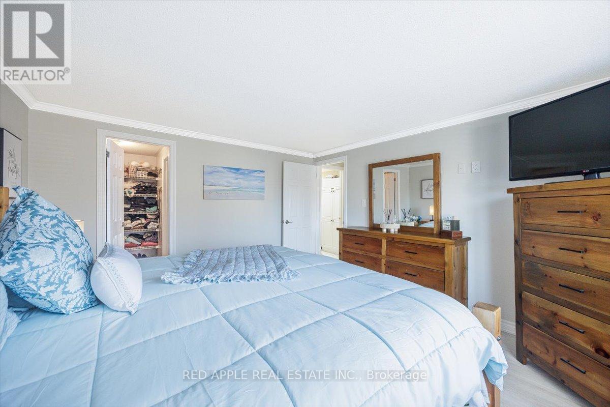 69 Corner Brook Trail, Innisfil, Ontario  L9S 1N7 - Photo 22 - N12942700