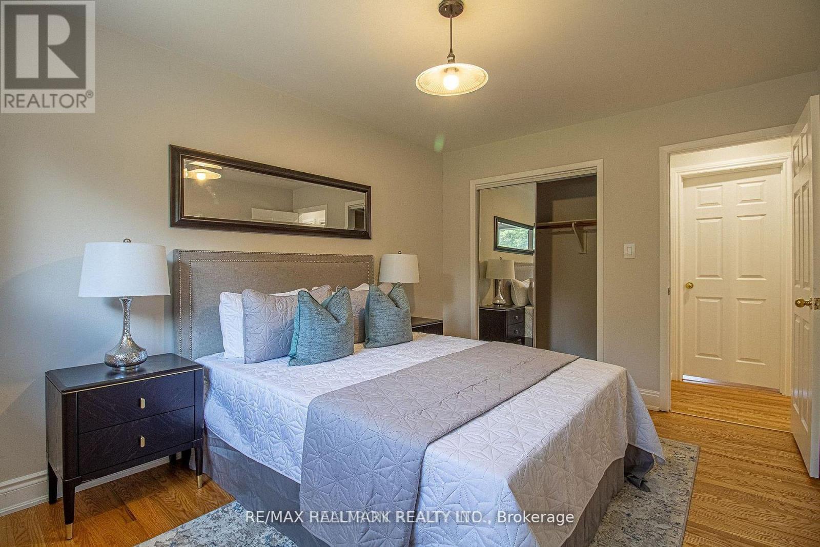 978 Wildwood Drive, Newmarket, Ontario  L3Y 2B5 - Photo 13 - N12942710