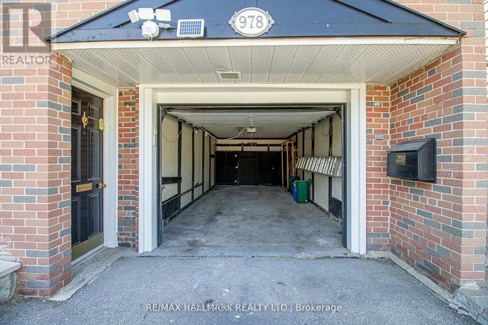 978 Wildwood Drive, Newmarket, Ontario  L3Y 2B5 - Photo 28 - N12942710