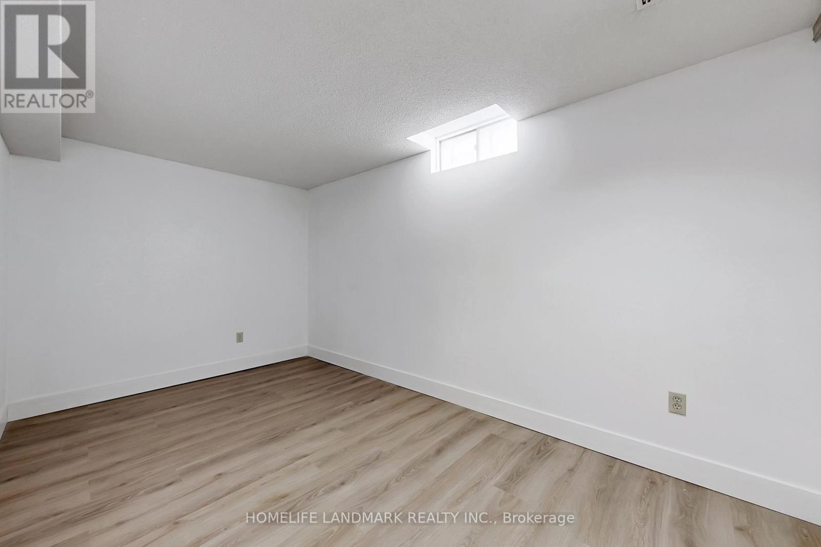 7 Lancashire Road, Markham, Ontario  L3R 8K9 - Photo 38 - N12942718