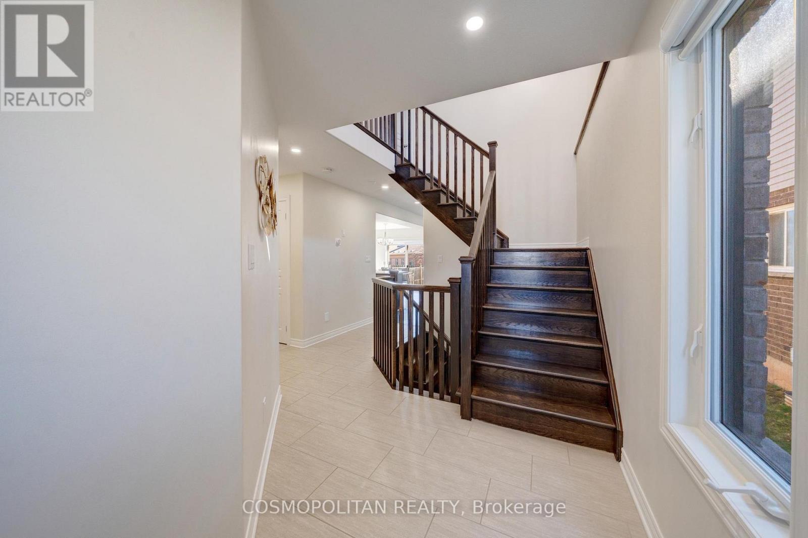 8396 Glavcic Drive, Niagara Falls, Ontario  L2H 0B4 - Photo 7 - X12942662