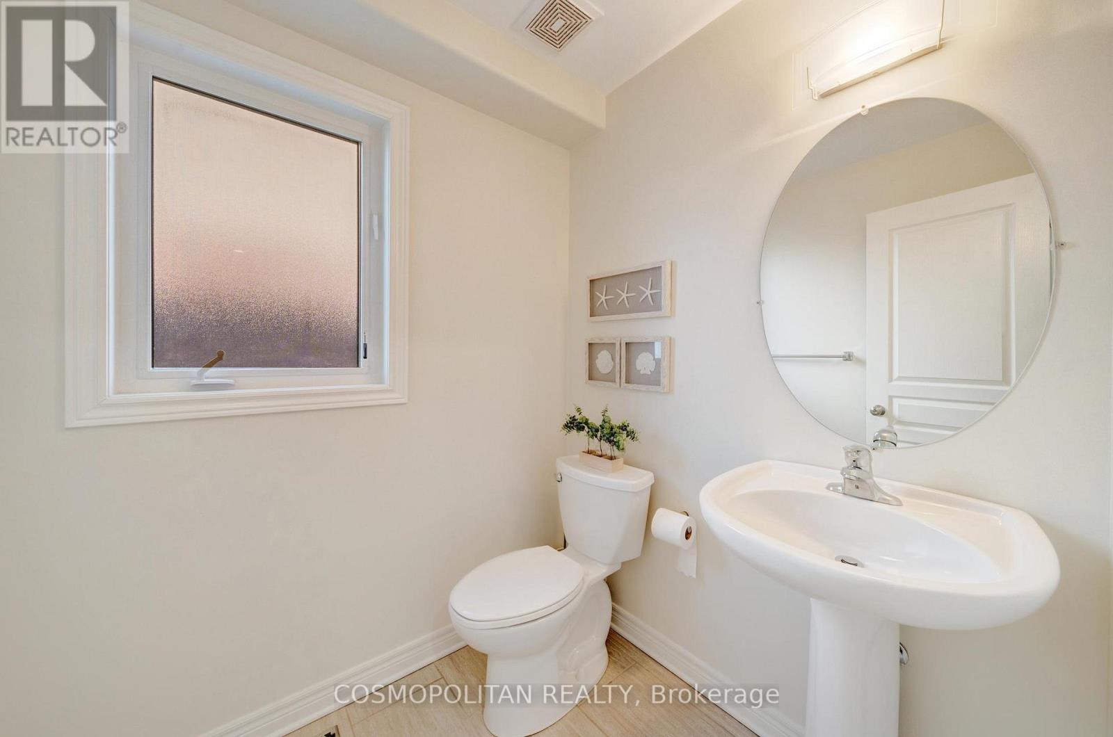 8396 Glavcic Drive, Niagara Falls, Ontario  L2H 0B4 - Photo 9 - X12942662