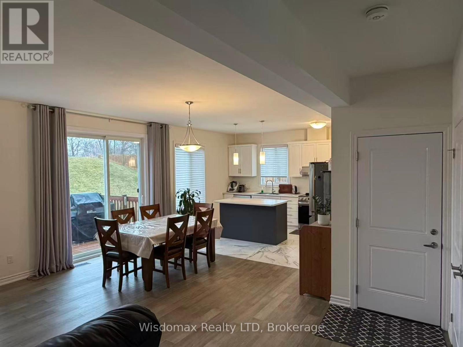 7716 Secretariat Court W, Niagara Falls, Ontario  L2H 3V3 - Photo 5 - X12942698