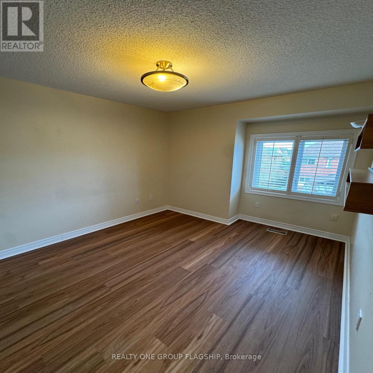 106 - 5662 Glen Erin Drive, Mississauga, Ontario  L5M 6C4 - Photo 11 - W12942606