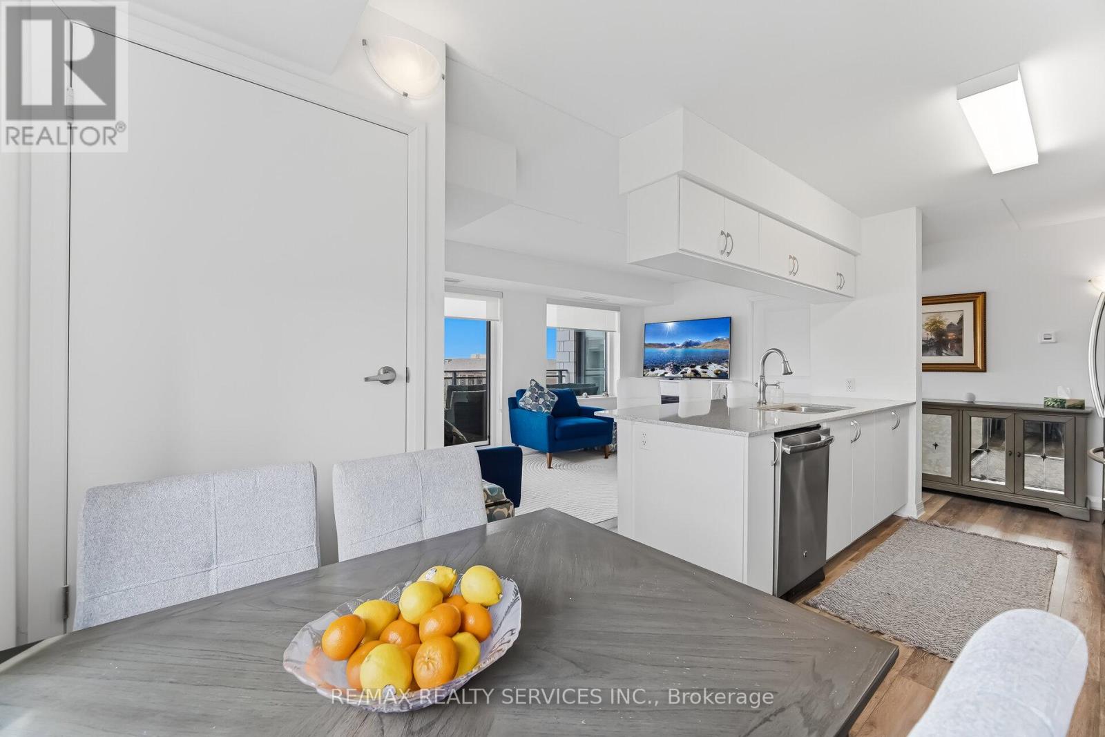 305 - 30 Via Rosedale, Brampton (Sandringham-Wellington), Ontario  L6R 3Z9 - Photo 17 - W12942624