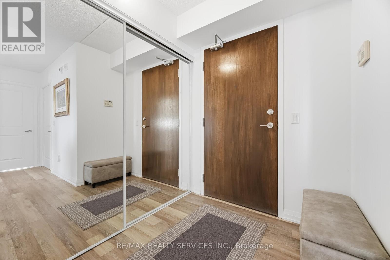 305 - 30 Via Rosedale, Brampton (Sandringham-Wellington), Ontario  L6R 3Z9 - Photo 4 - W12942624