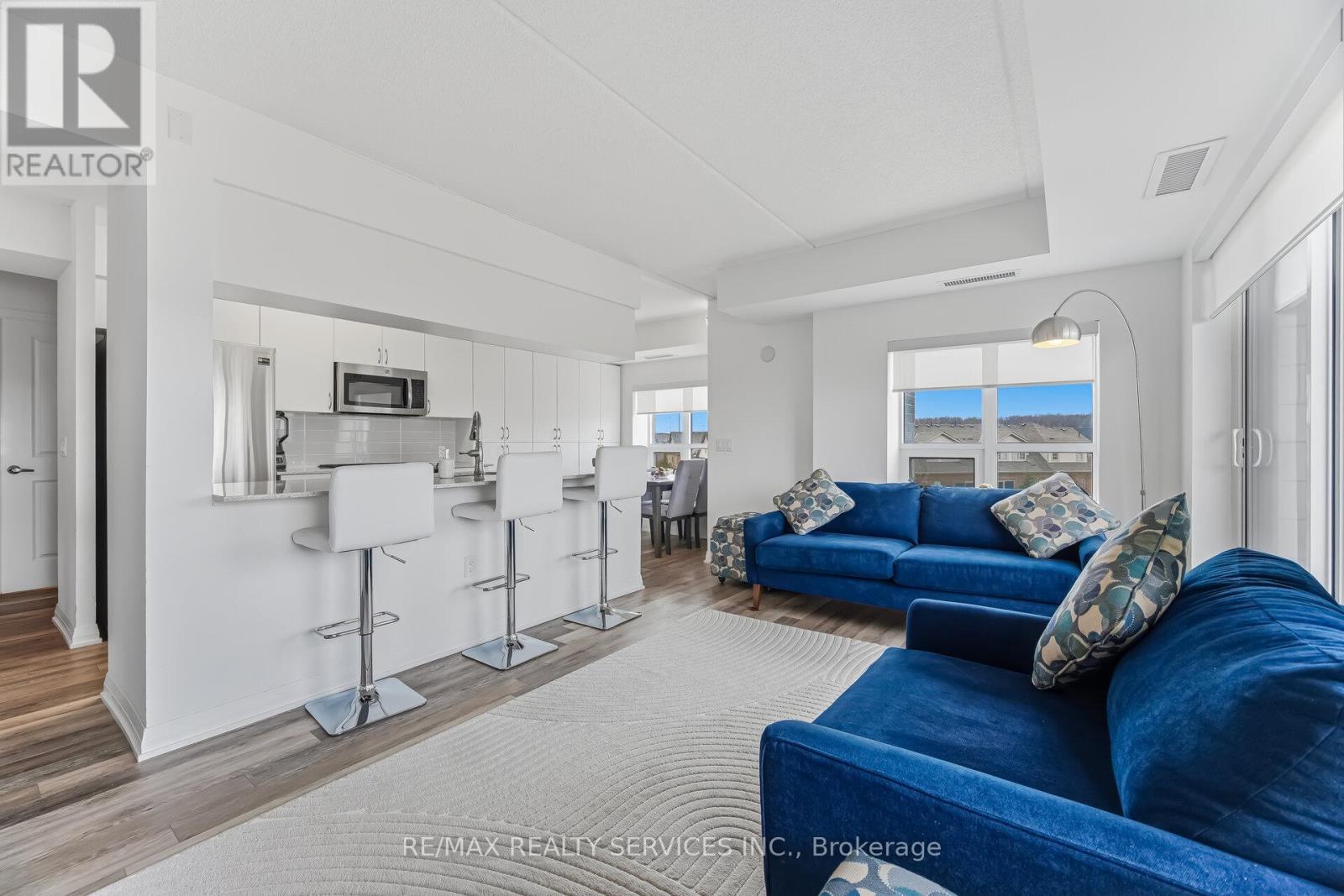 305 - 30 Via Rosedale, Brampton (Sandringham-Wellington), Ontario  L6R 3Z9 - Photo 9 - W12942624