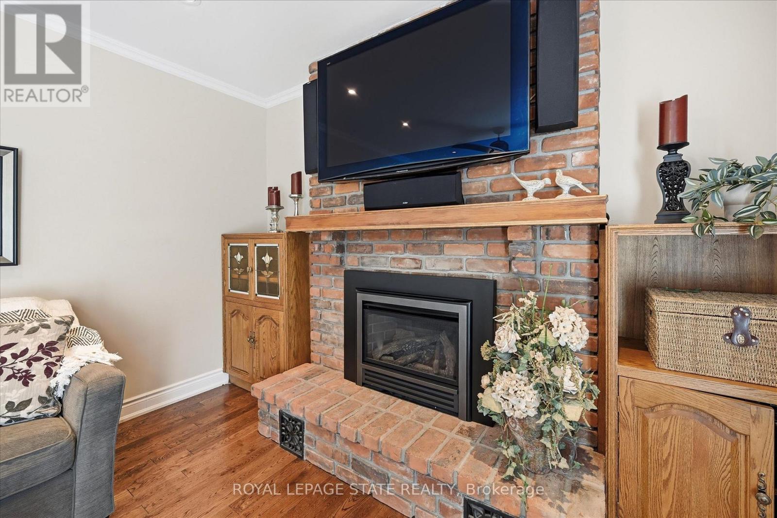 2192 Ireland Drive E, Burlington, Ontario  L7P 3G1 - Photo 15 - W12942632