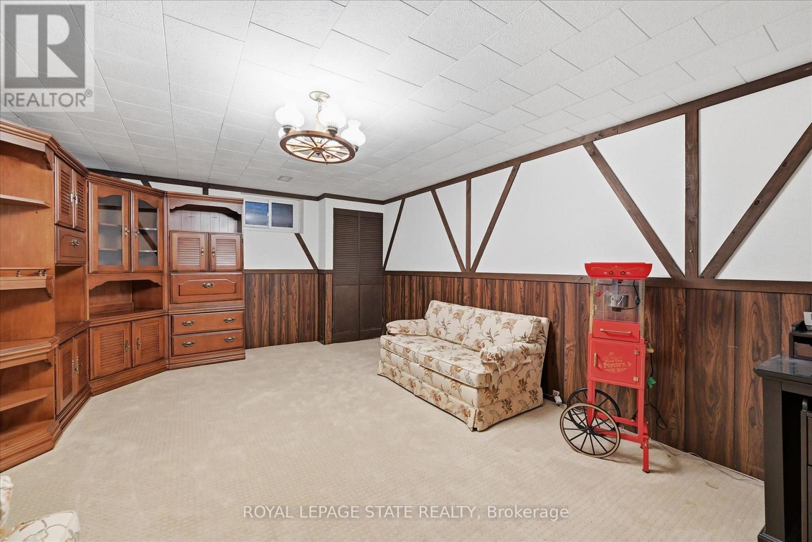 2192 Ireland Drive E, Burlington, Ontario  L7P 3G1 - Photo 25 - W12942632