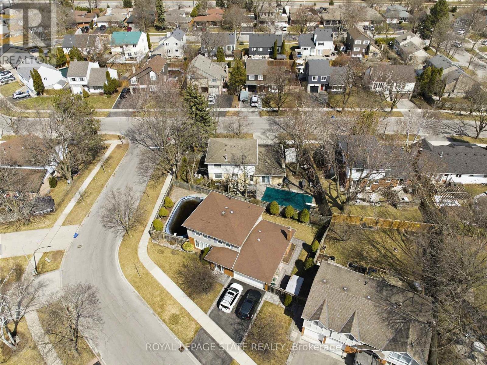 2192 Ireland Drive E, Burlington, Ontario  L7P 3G1 - Photo 38 - W12942632